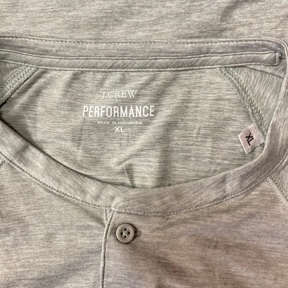 J. Crew Men's Performance Henley T-Shirt Short Sleeve Green  Gray Size XL‎